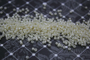 Бисер Япония 11/0 TREASURE 5 г 0123